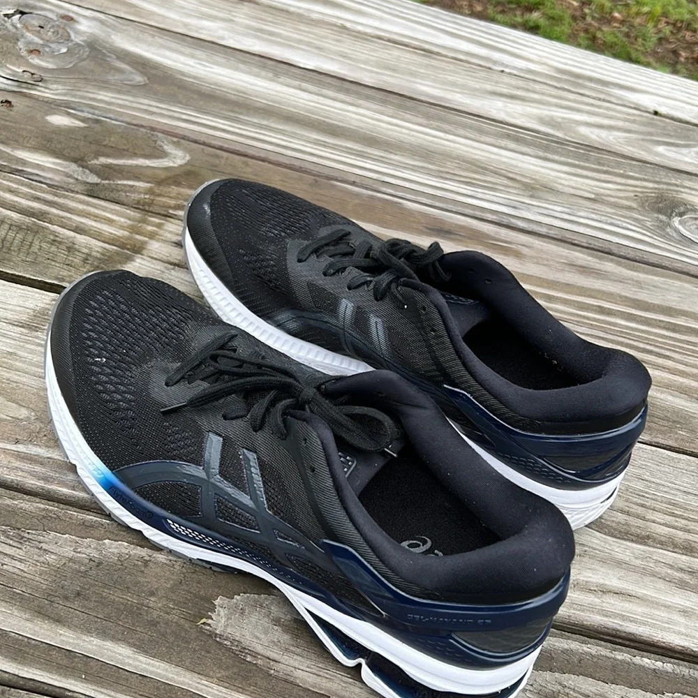 EASICS - Picture 2 of 8